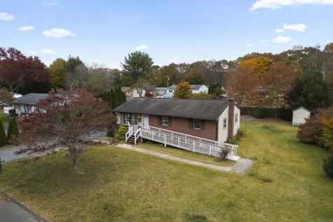 10 Filosi Road East Lyme CT 06333