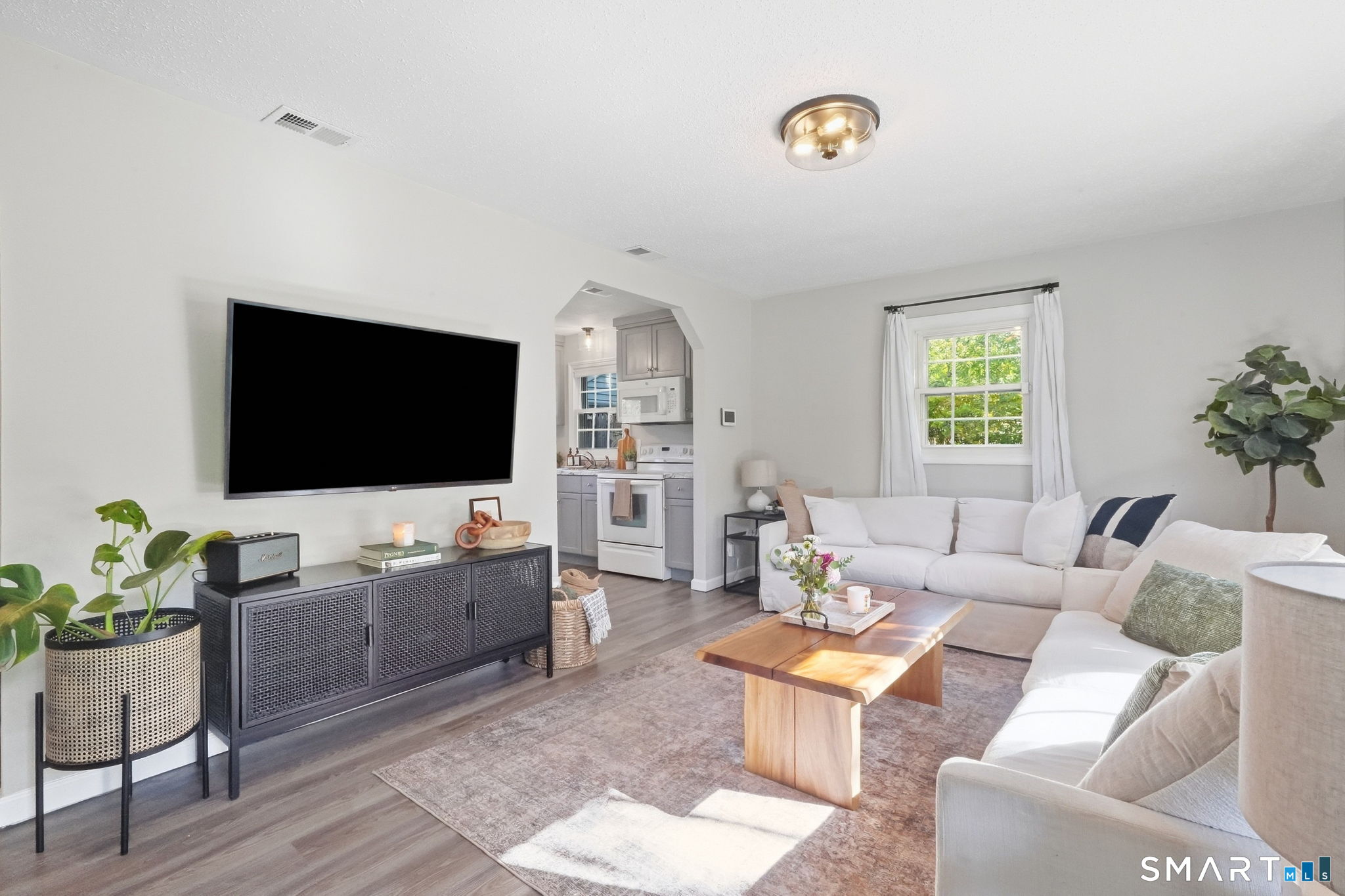190 Old County Road Windsor Locks CT 06096