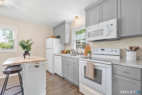 190 Old County Road Windsor Locks CT 06096