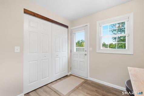 190 Old County Road Windsor Locks CT 06096