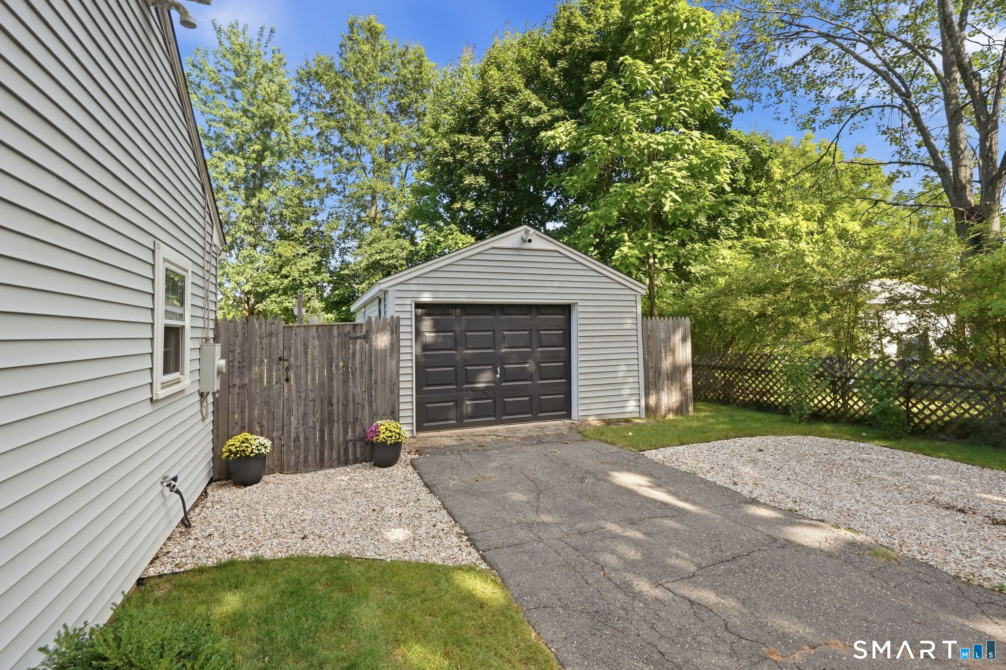 190 Old County Road Windsor Locks CT 06096