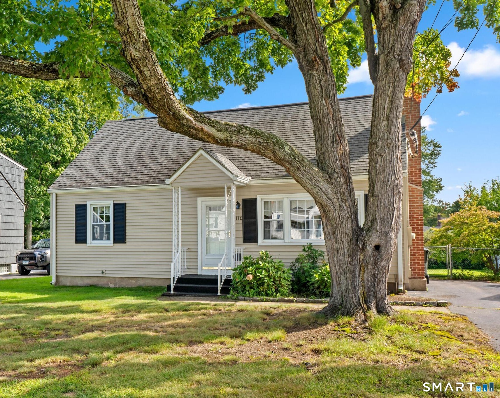 110 Randal Avenue West Hartford CT 06110