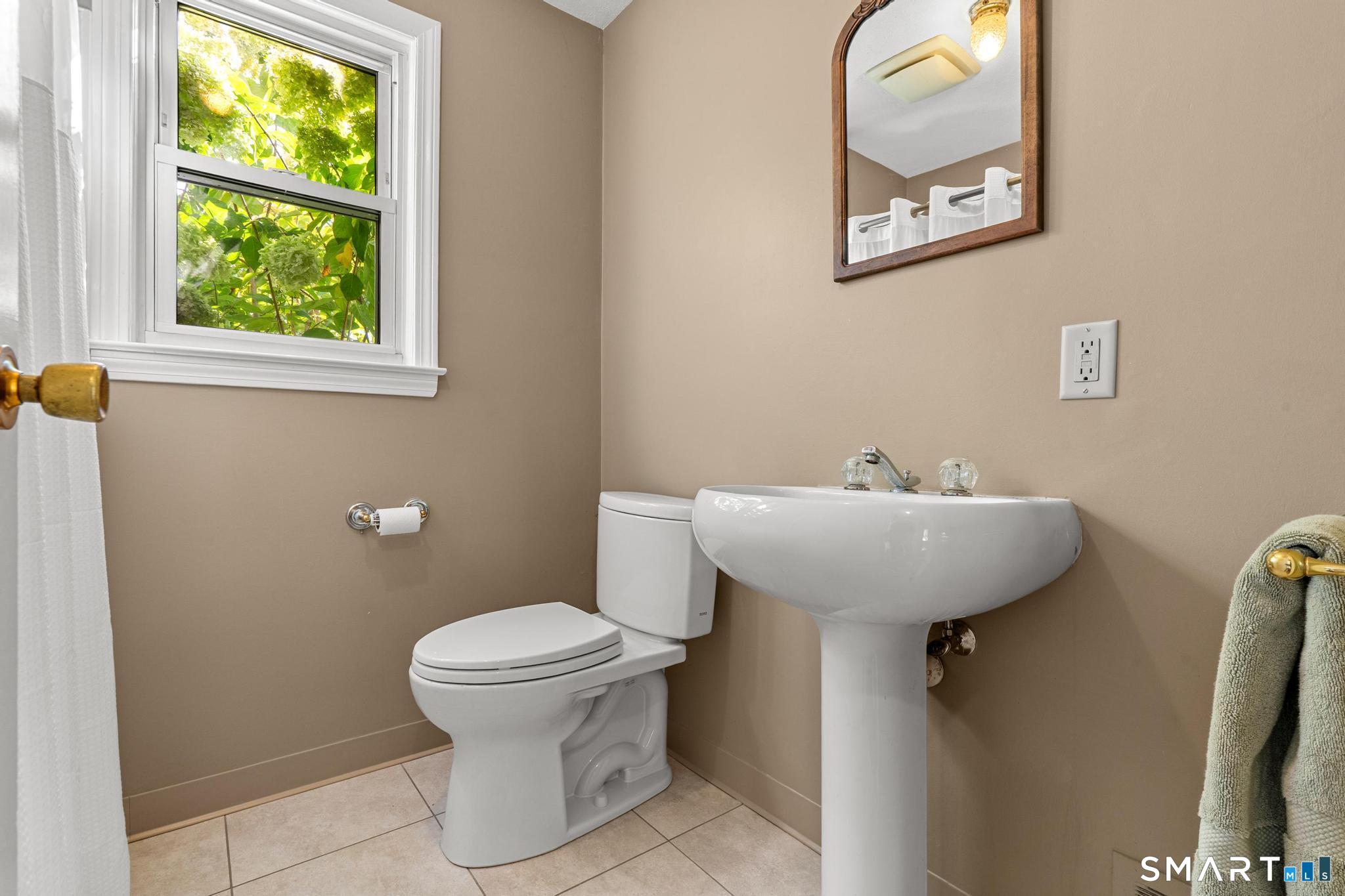 110 Randal Avenue West Hartford CT 06110