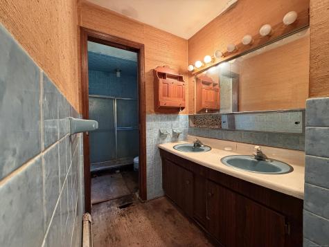 22 Beaver Brook Road Ridgefield CT 06877