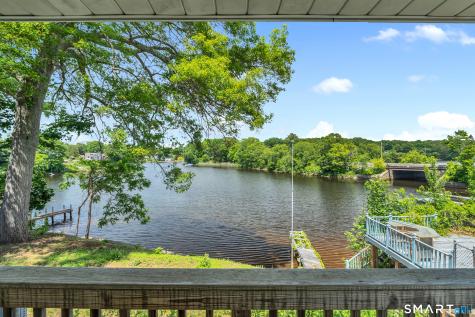 8 Cove View Drive Waterford CT 06375