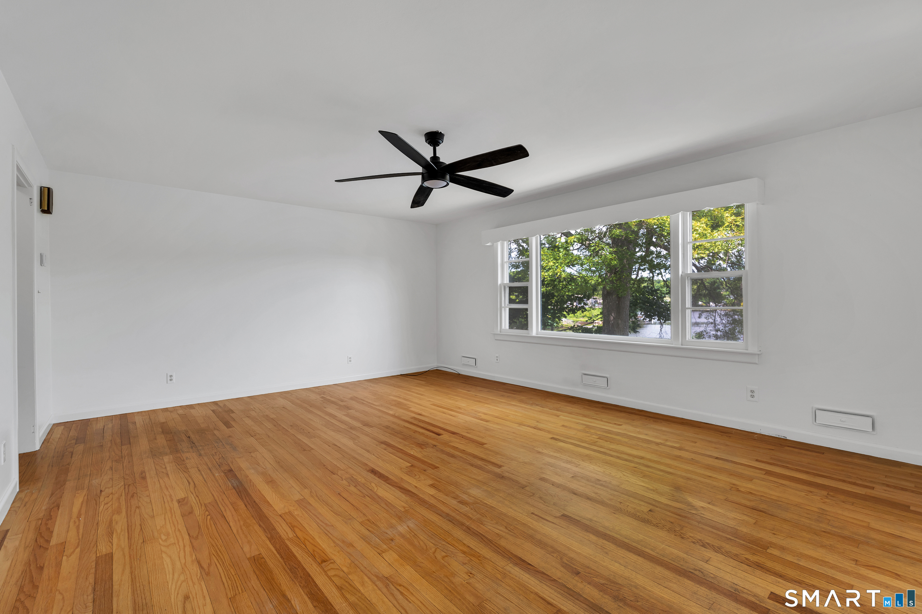 8 Cove View Drive Waterford CT 06375