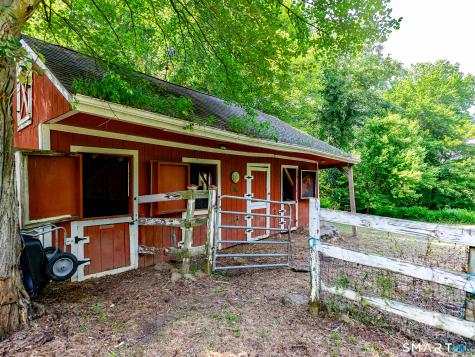 348 Hoop Pole Hill Road Woodbury CT 06798