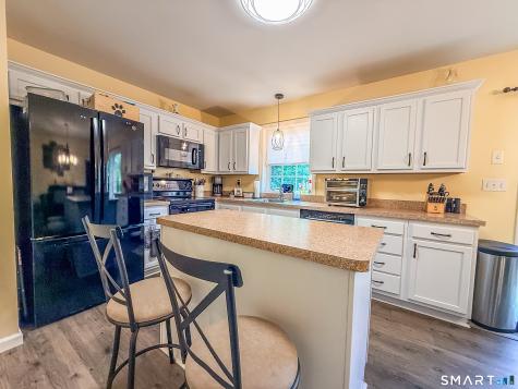 62 Bernie Avenue Bristol CT 06010