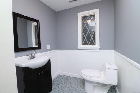 611 Bunker Hill Avenue Waterbury CT 06708