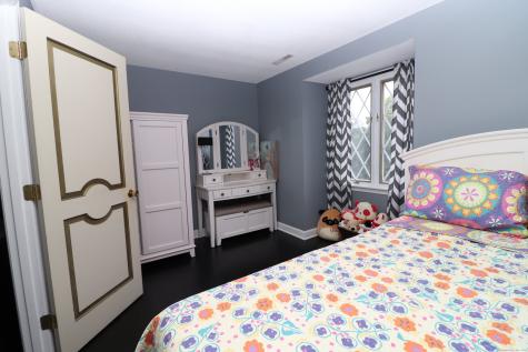 611 Bunker Hill Avenue Waterbury CT 06708