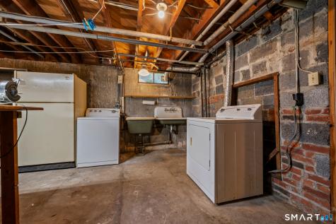 1079 Hopmeadow Street Simsbury CT 06070