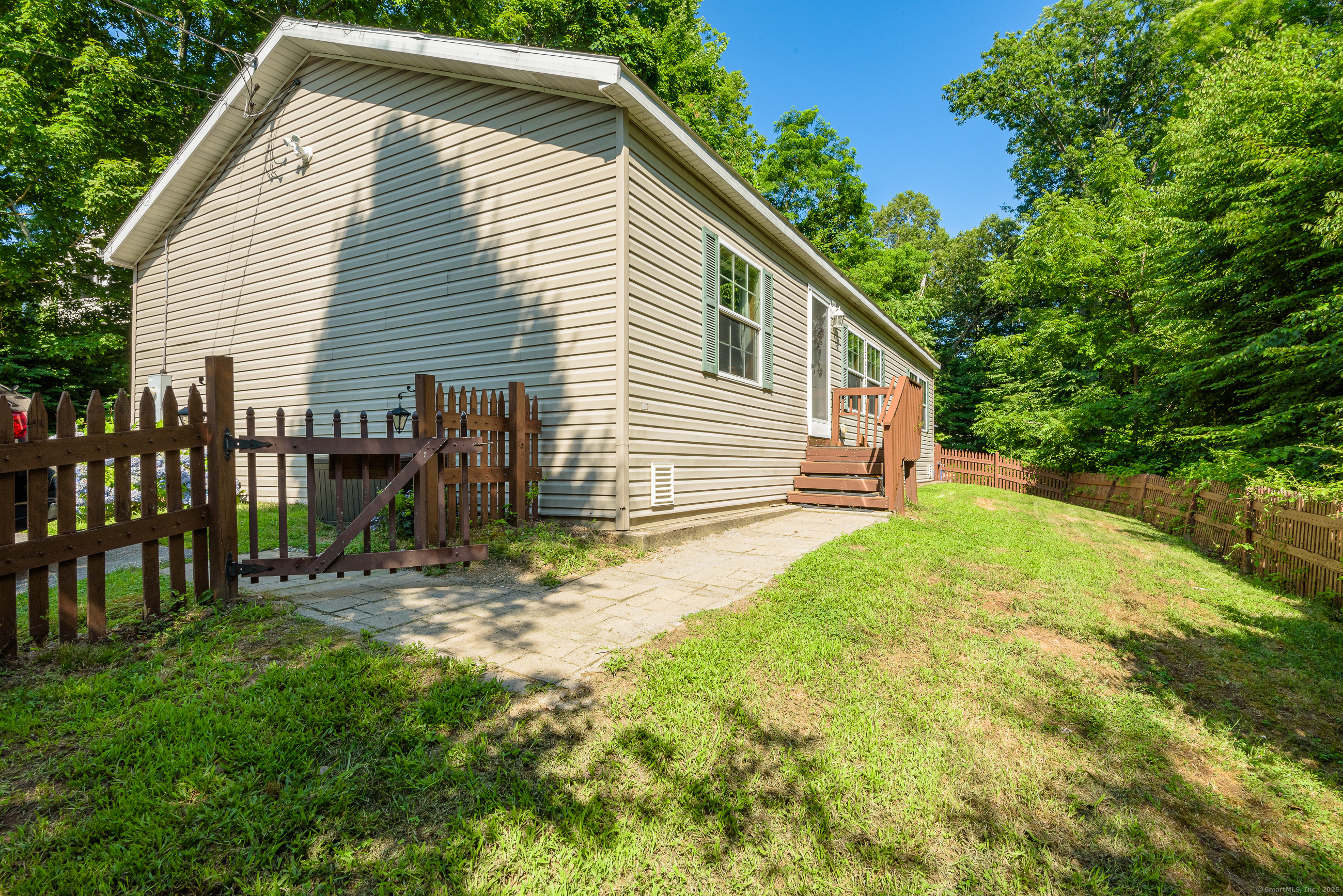 1914 Route 12 Ledyard CT 06335