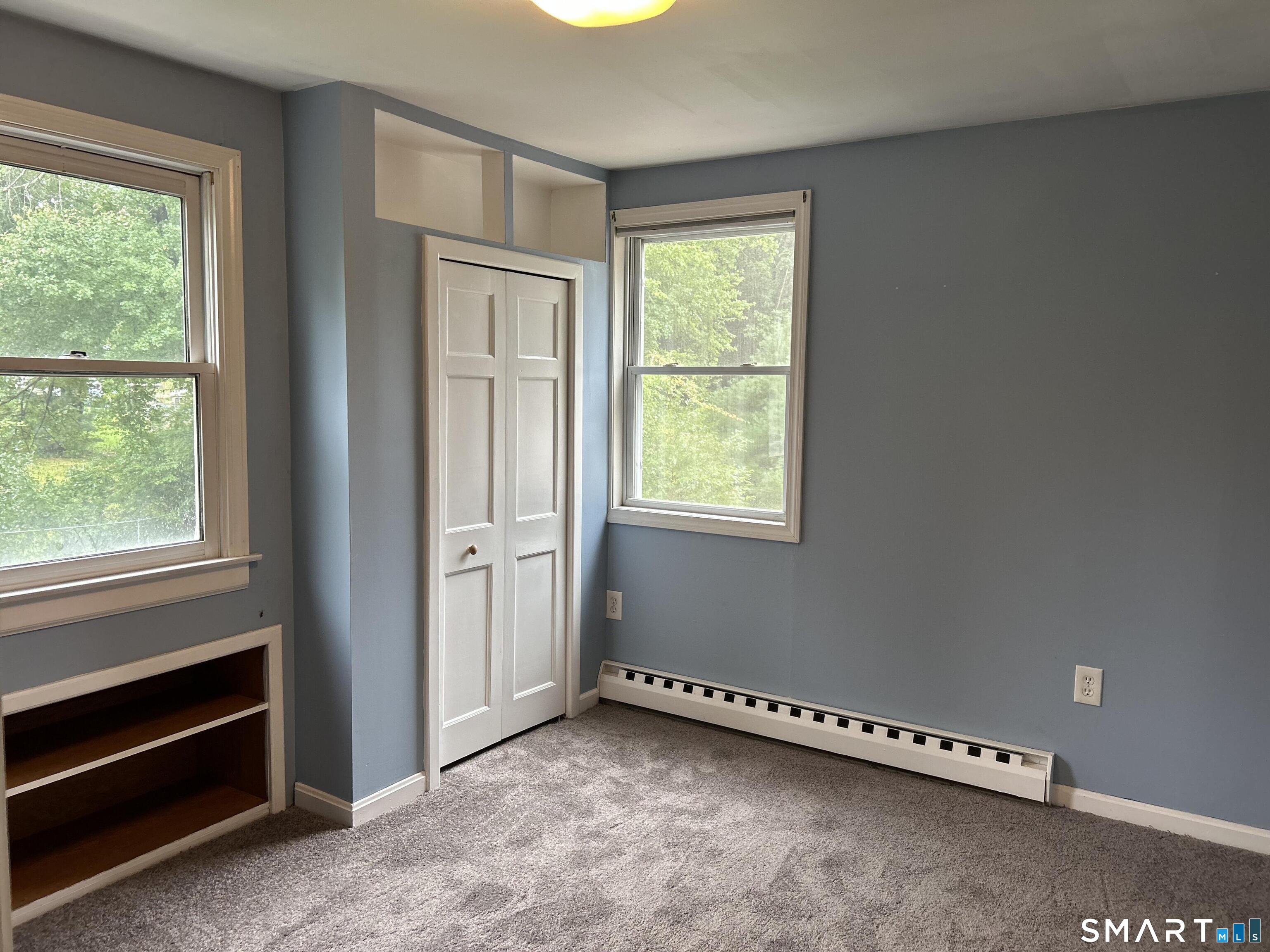 24 Avon Street Enfield CT 06082