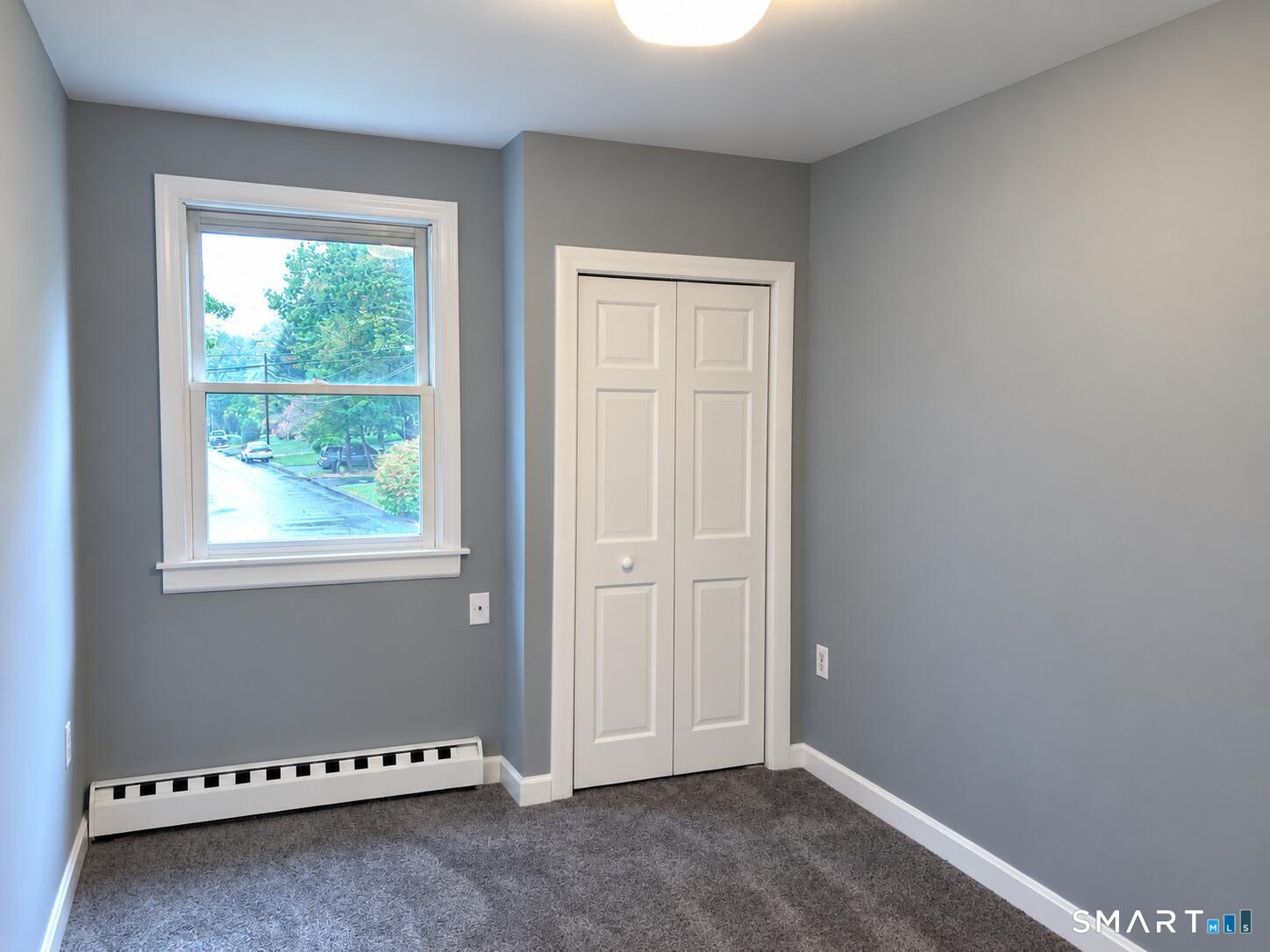 24 Avon Street Enfield CT 06082