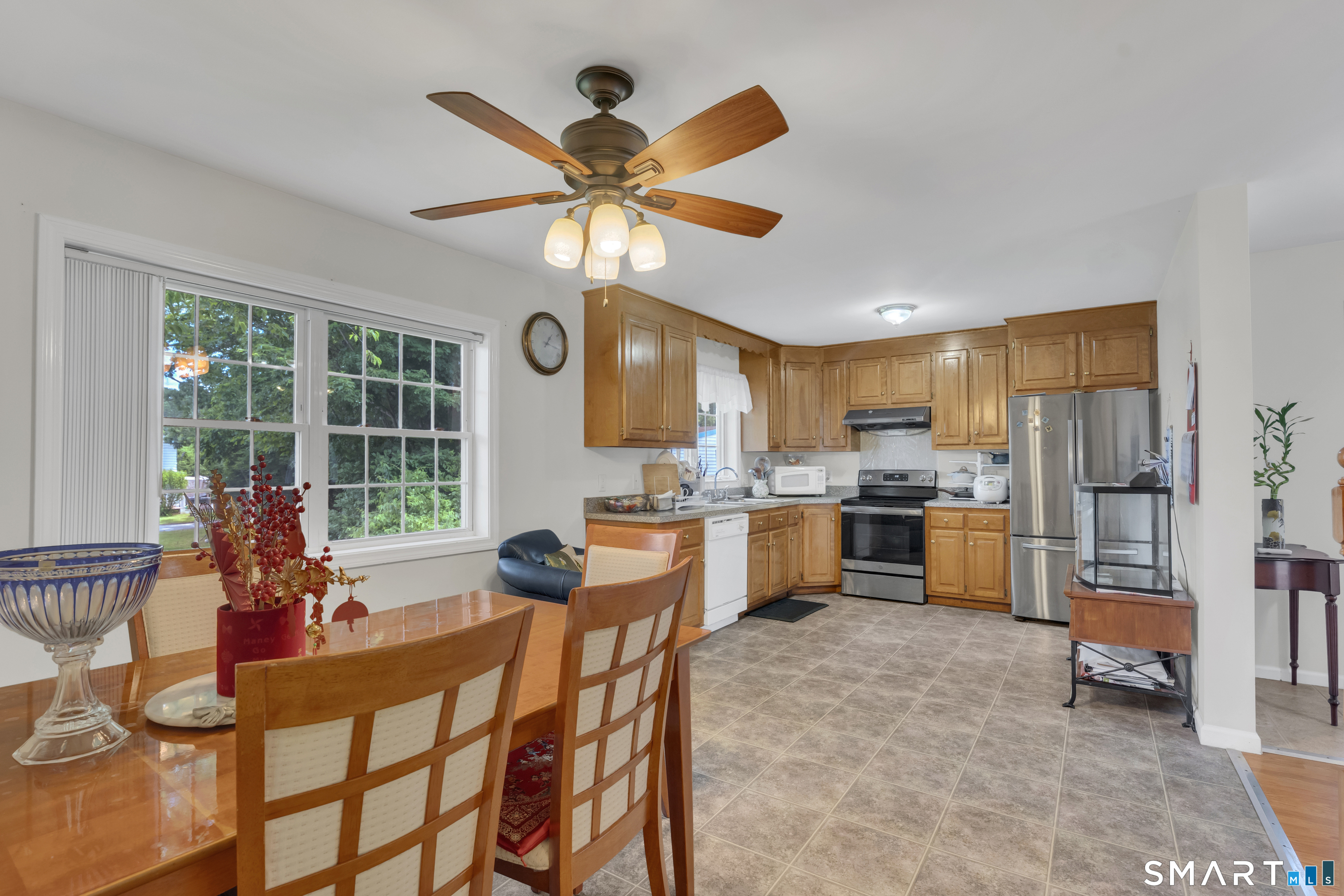 5 Thamesview Road Norwich CT 06360