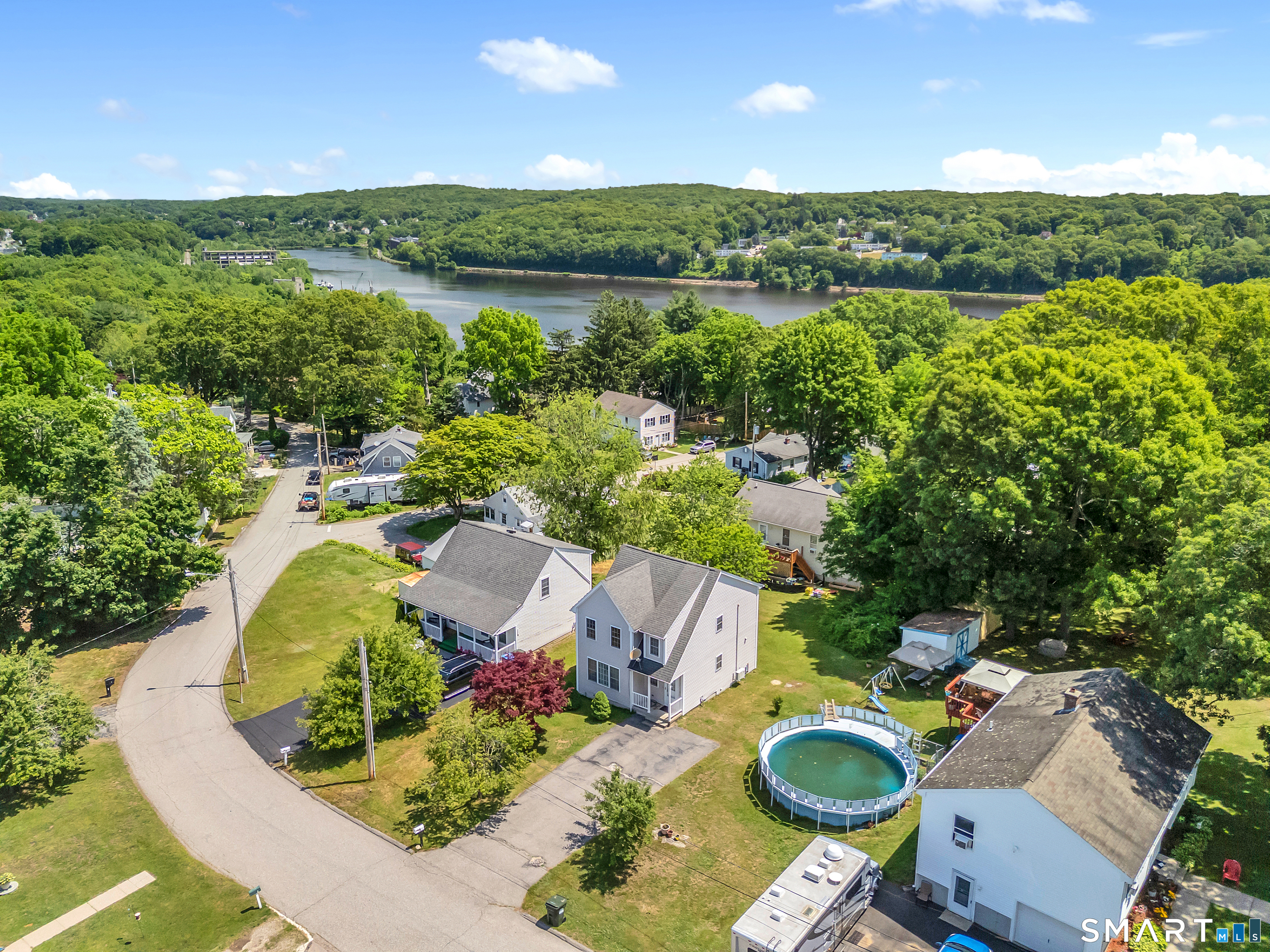 5 Thamesview Road Norwich CT 06360