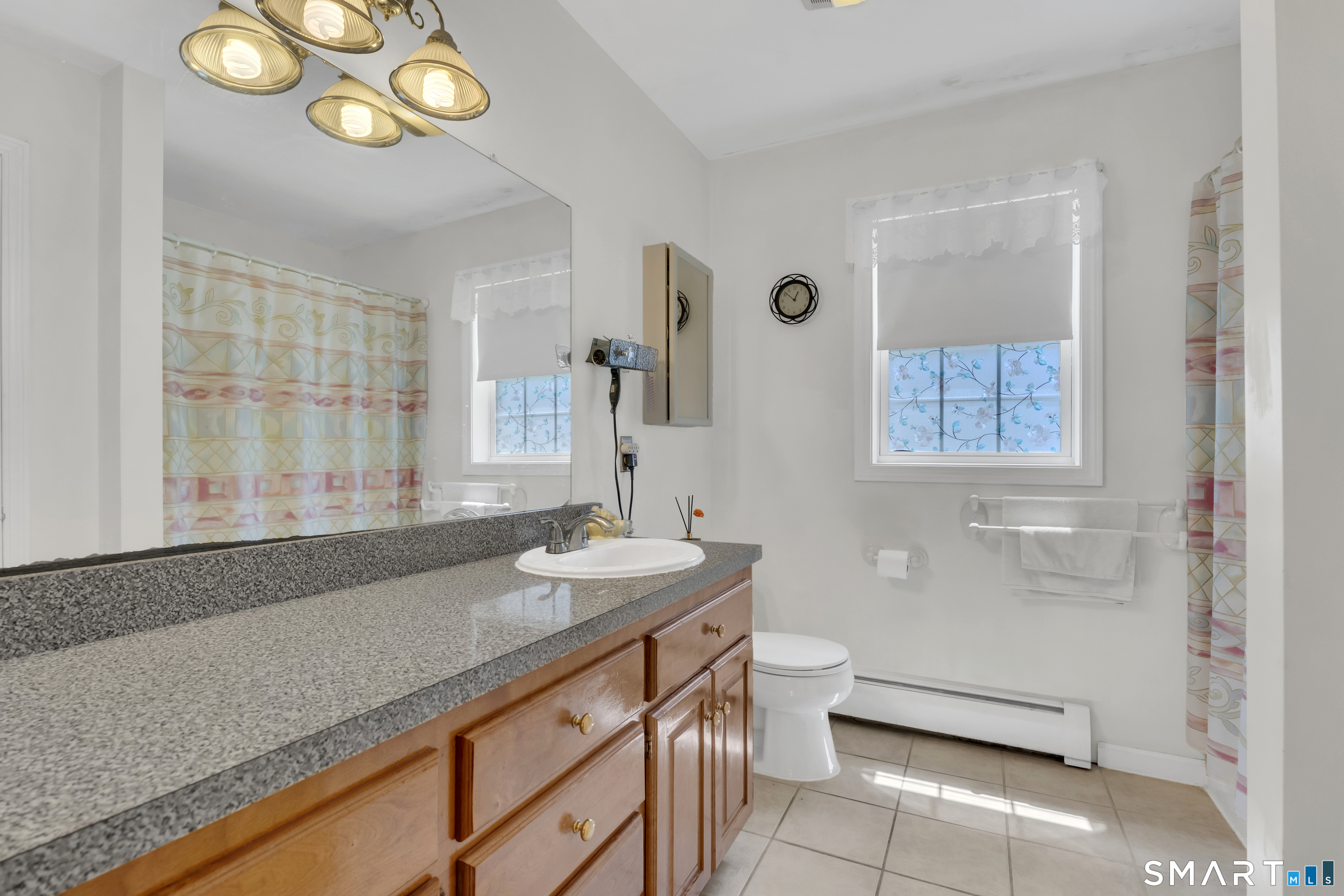 5 Thamesview Road Norwich CT 06360