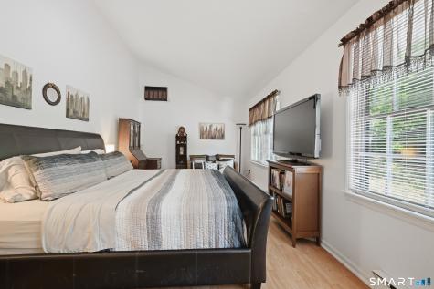 42 Linda Lane New Fairfield CT 06812