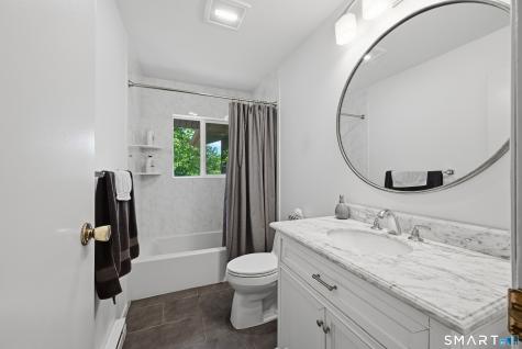42 Linda Lane New Fairfield CT 06812