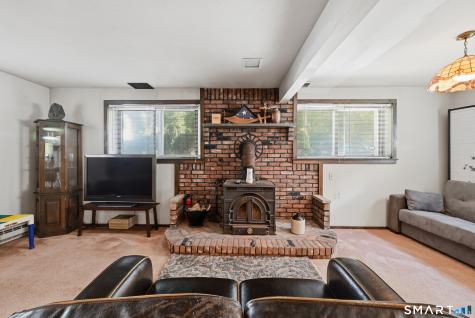 42 Linda Lane New Fairfield CT 06812