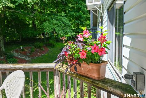42 Linda Lane New Fairfield CT 06812