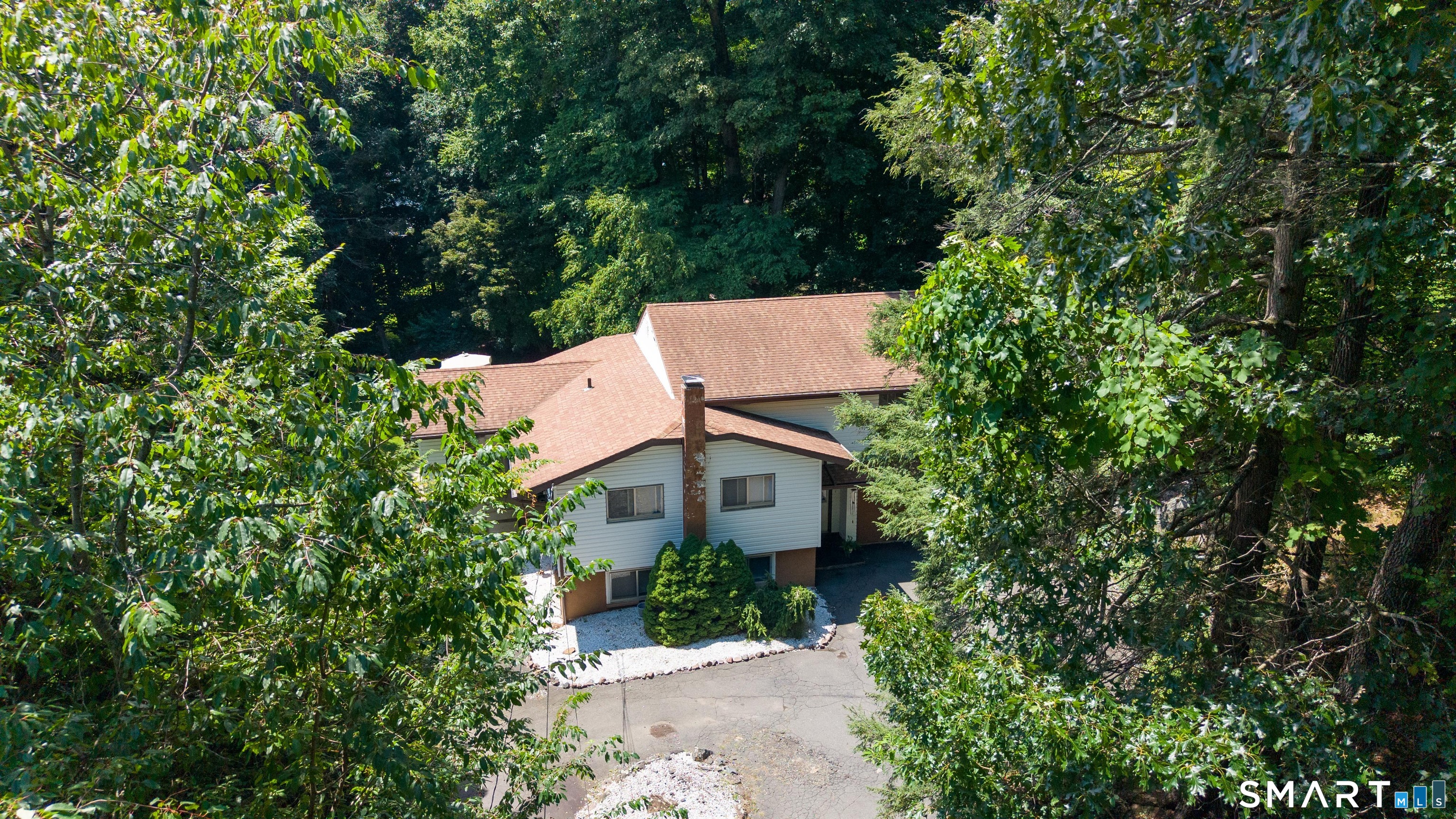 42 Linda Lane New Fairfield CT 06812