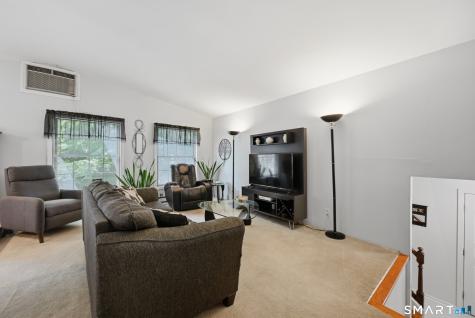 42 Linda Lane New Fairfield CT 06812