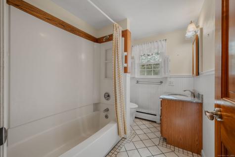 25 Marion Drive East Lyme CT 06333