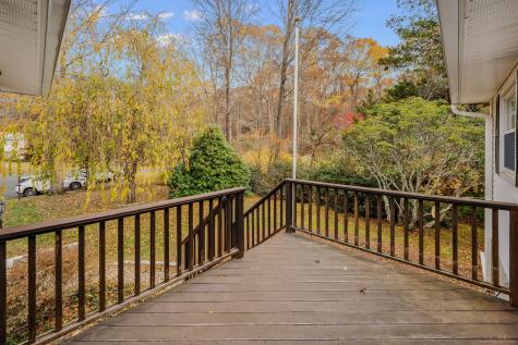 25 Marion Drive East Lyme CT 06333