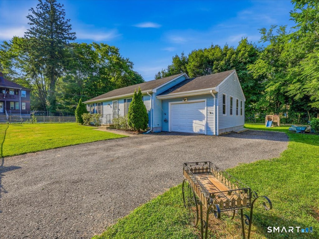 39 Glezen Street Norwich CT 06360