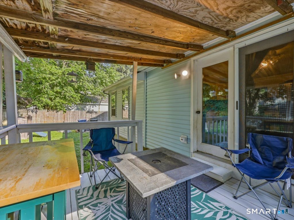 39 Glezen Street Norwich CT 06360