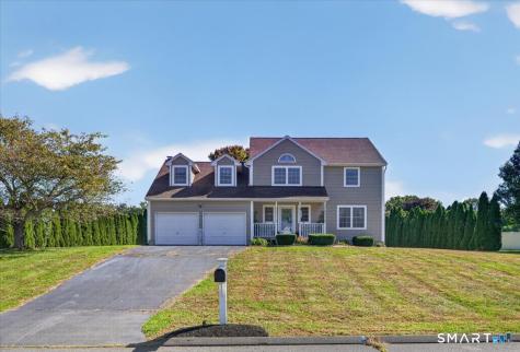 98 Broadleaf Circle Suffield CT 06093