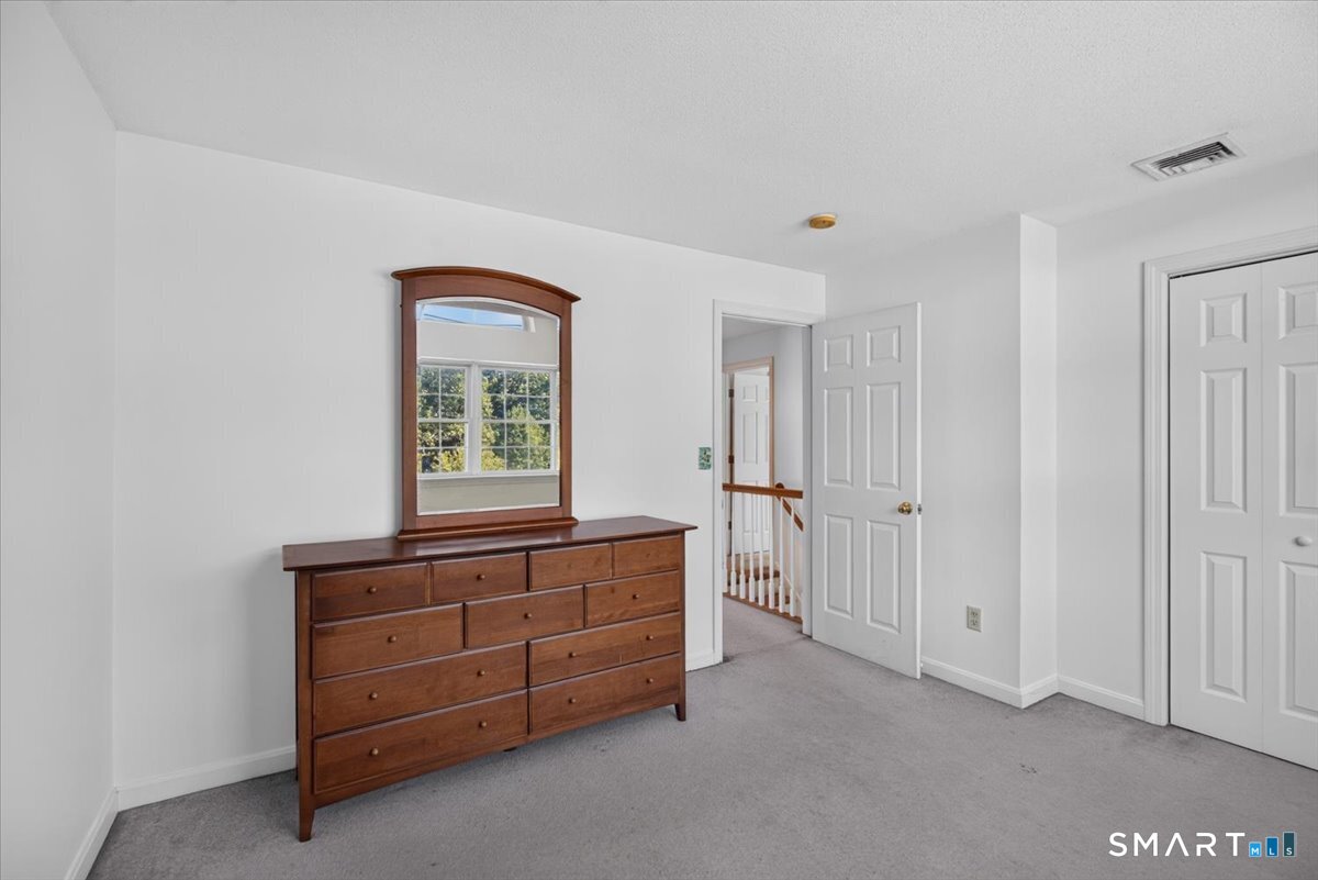 98 Broadleaf Circle Suffield CT 06093