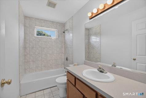 98 Broadleaf Circle Suffield CT 06093