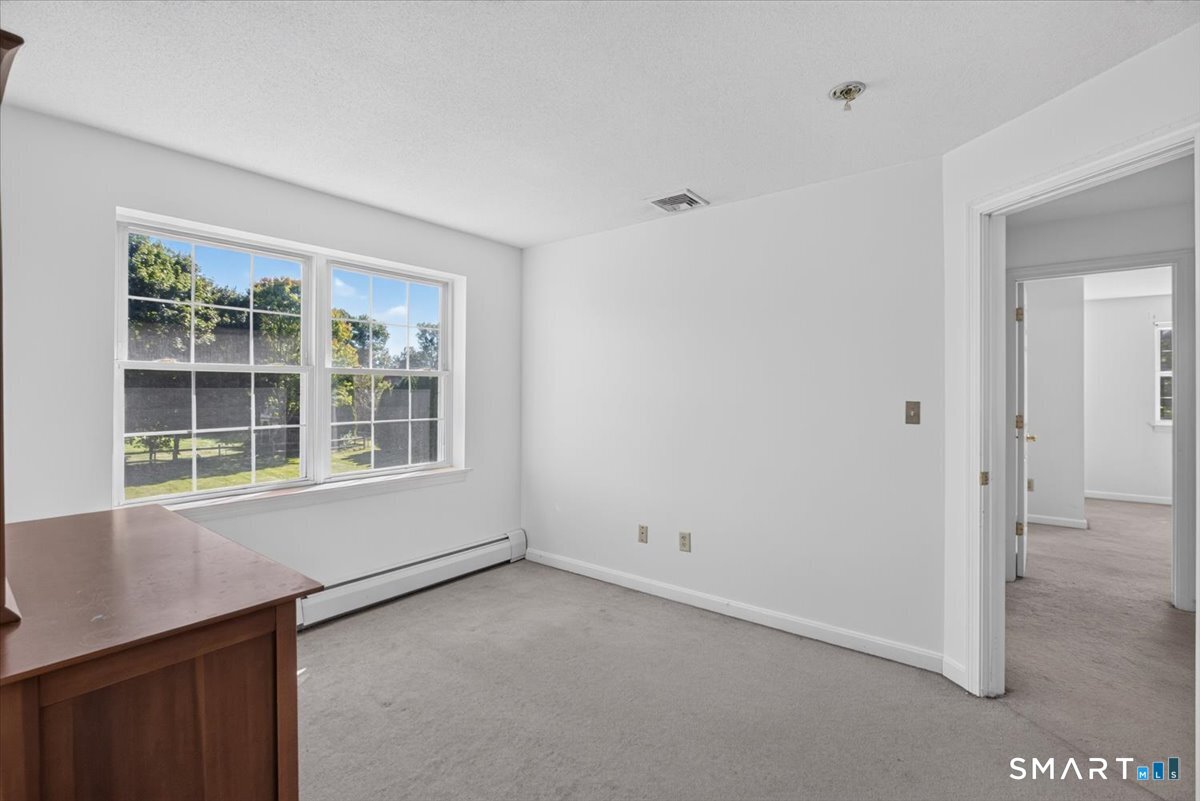 98 Broadleaf Circle Suffield CT 06093