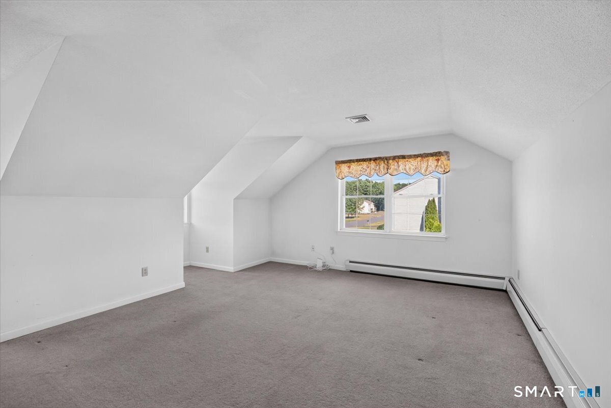 98 Broadleaf Circle Suffield CT 06093