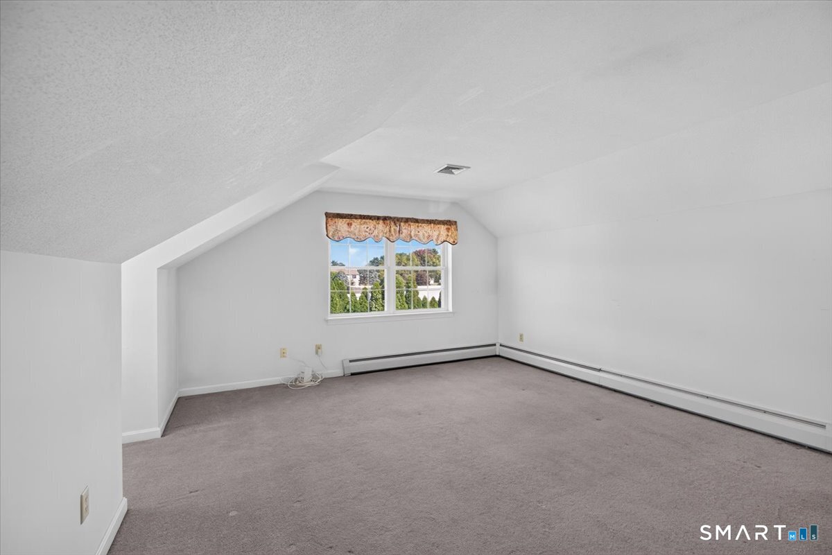 98 Broadleaf Circle Suffield CT 06093