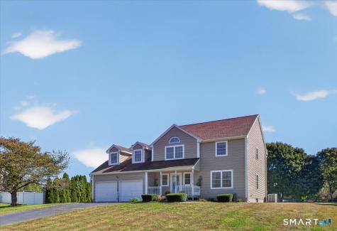 98 Broadleaf Circle Suffield CT 06093