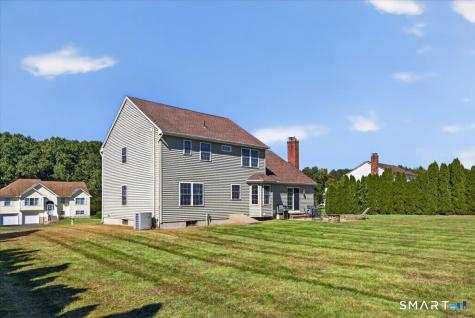 98 Broadleaf Circle Suffield CT 06093