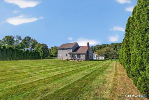 98 Broadleaf Circle Suffield CT 06093
