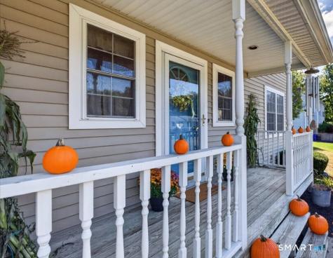 98 Broadleaf Circle Suffield CT 06093