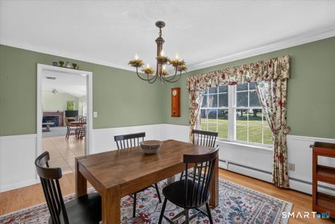 98 Broadleaf Circle Suffield CT 06093