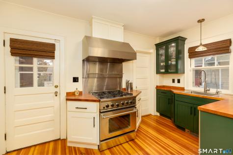 23 Westfield Road West Hartford CT 06119