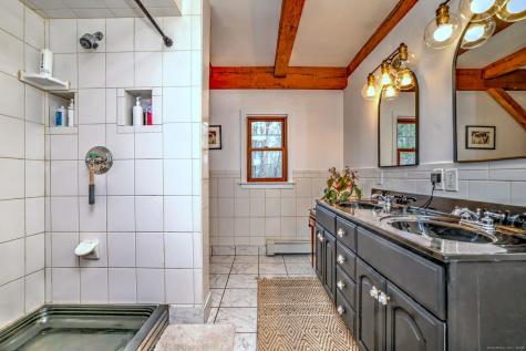 24 Hickory Lane Roxbury CT 06783