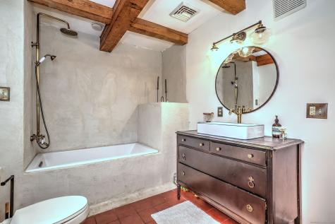 24 Hickory Lane Roxbury CT 06783