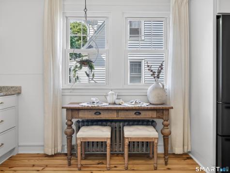 27 Harland Place Norwich CT 06360