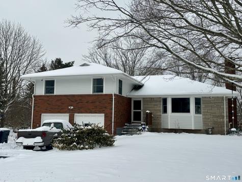 43 Featherbed Lane Branford CT 06405