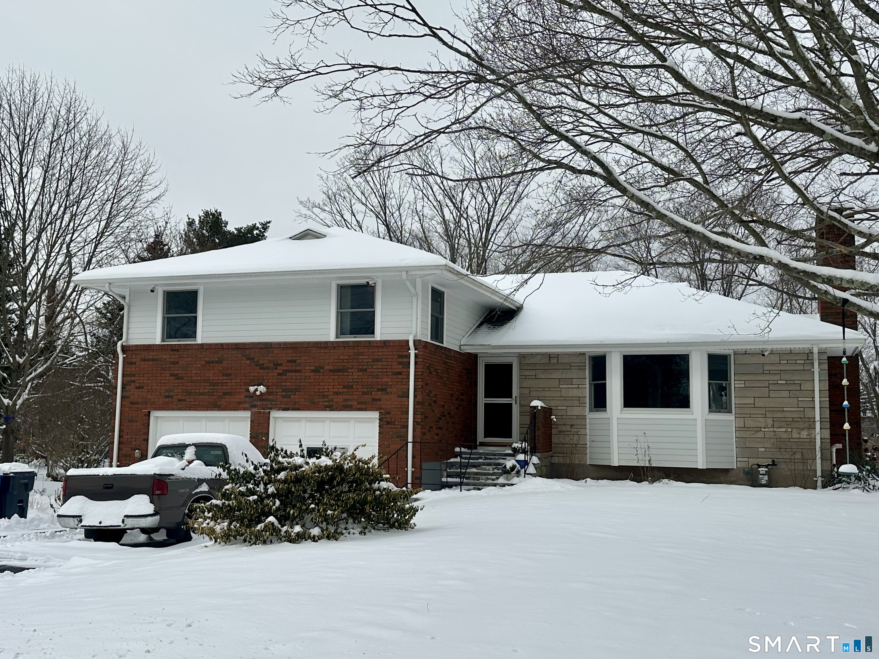 43 Featherbed Lane Branford CT 06405