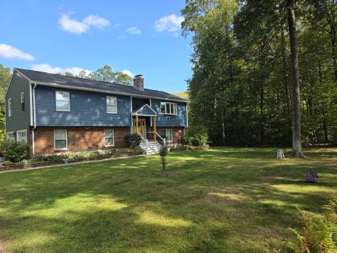 87 Standish Road Colchester CT 06415