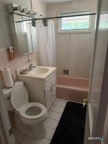 166 Woodycrest Drive East Hartford CT 06118